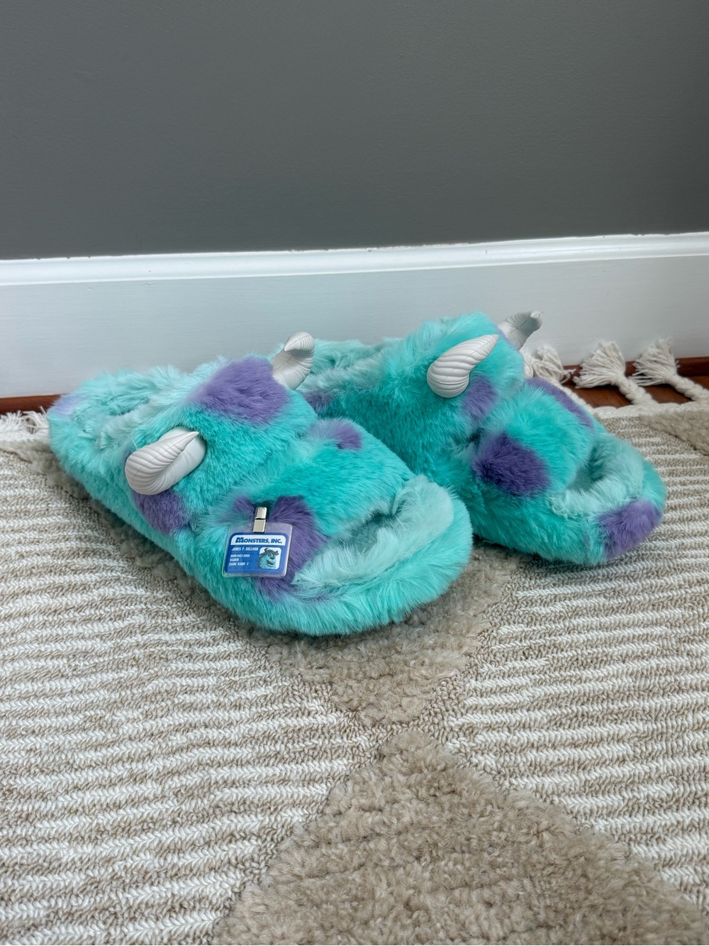 Crocs Monsters, Inc. Sulley Classic Cozzzy Clog